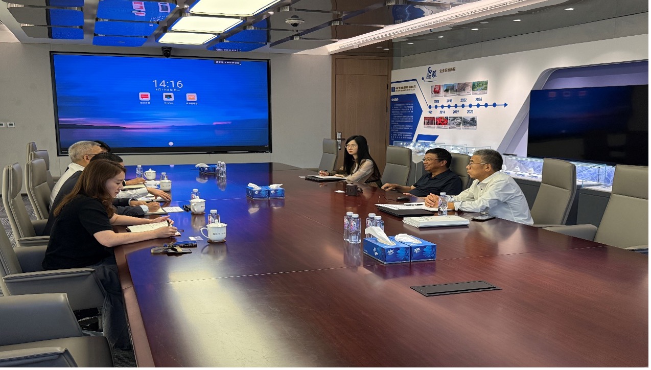 中非发展基金副总裁余焯锐一行到访jinnianhui今年会总部